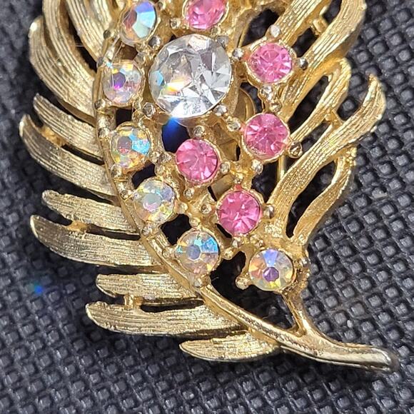 Glam Gerry's Feather Brooch with Pink Rhinestones – Fairycore Vintage Chic - Picture 6 of 8